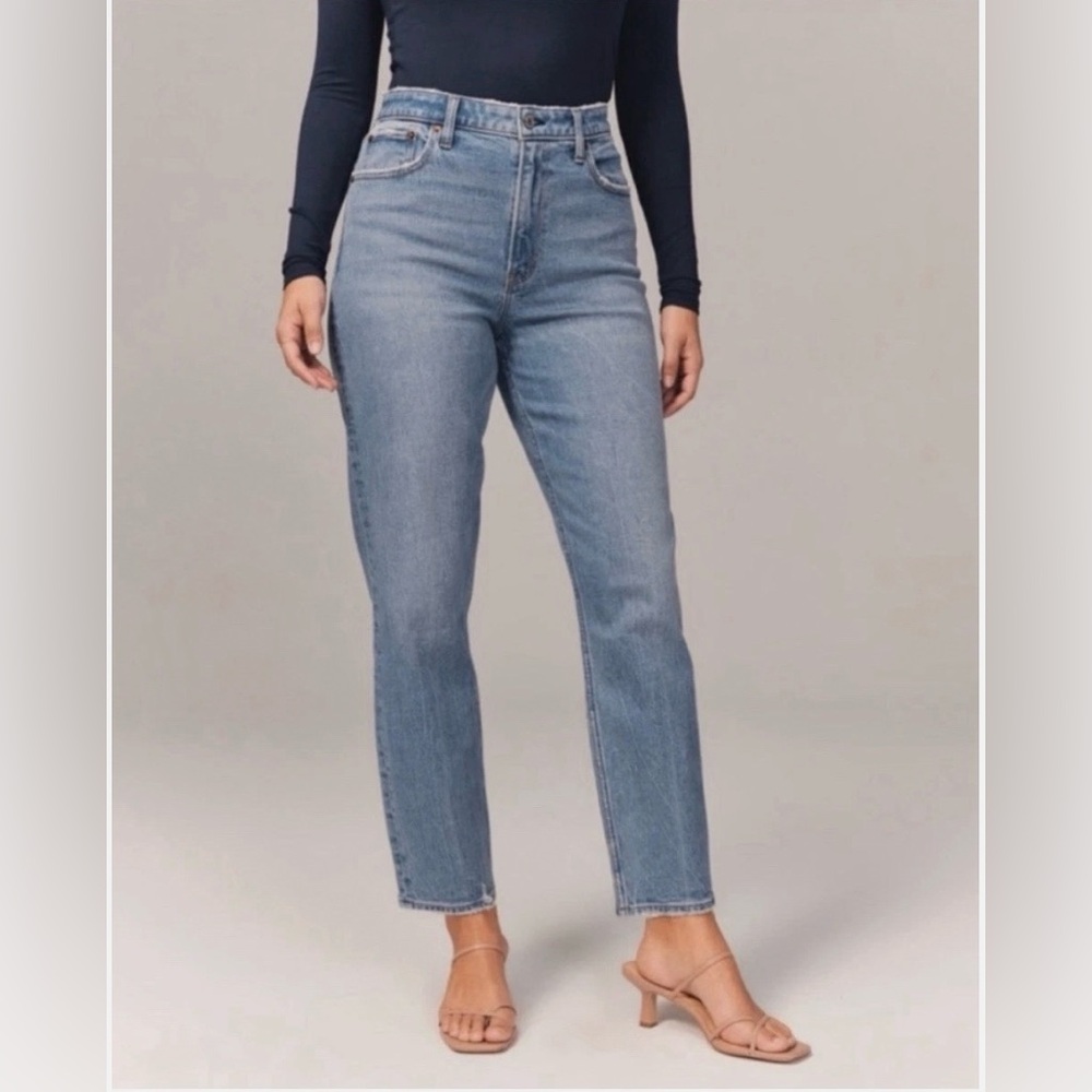 Abercrombie & Fitch The Mom High Rise Size 31/12 L
